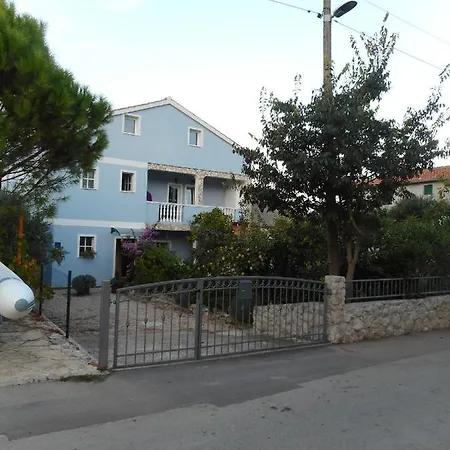Kristina Apartamento Tkon